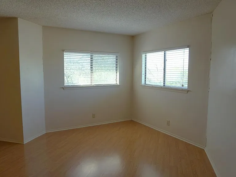 7515 Foss Mdws — Photo 23