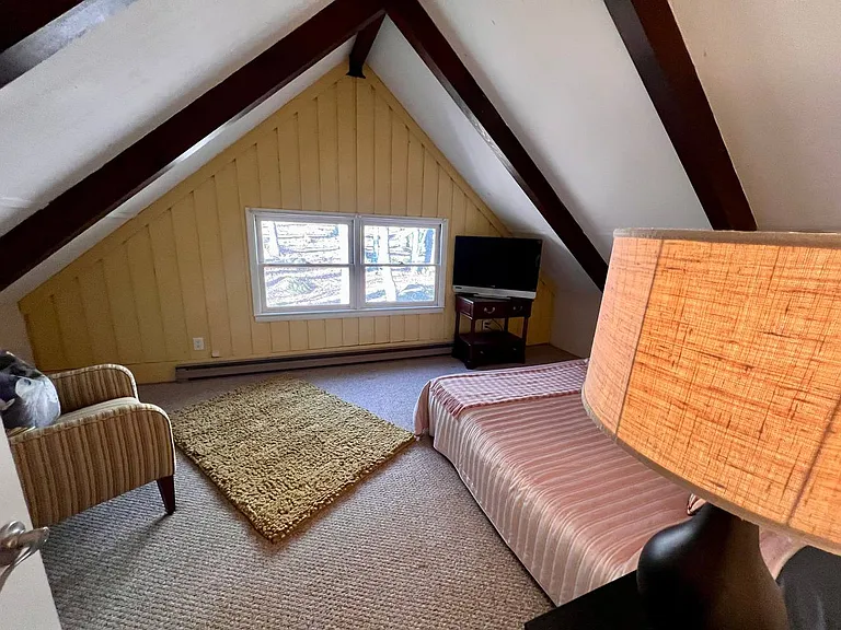 1552 Skyland Dr — Photo 17