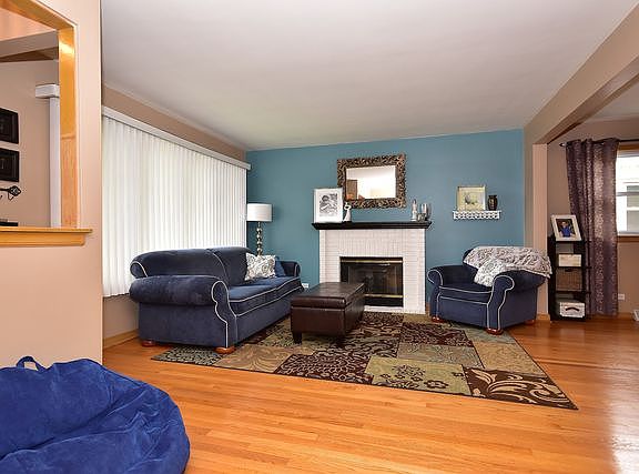 5th image of 4950 N Newcastle Ave