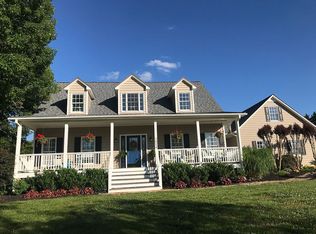 7924 Highfill Rd, Summerfield, NC 27358