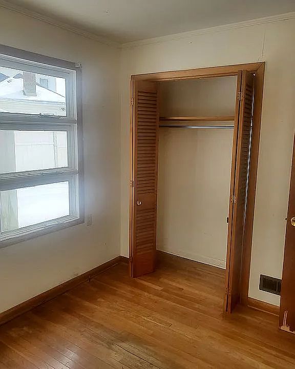 2nd image of 101 School Ave