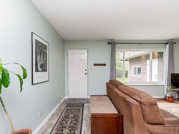 3rd image of 49163 Bell Acres Rd