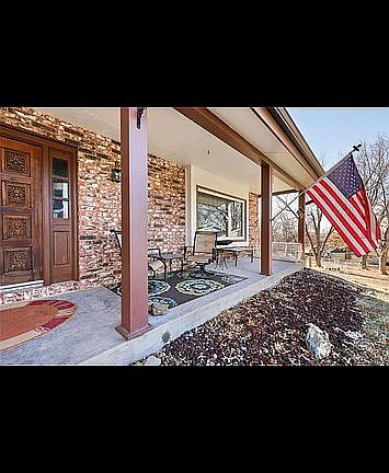 3rd image of 1401 Jeanne Ct