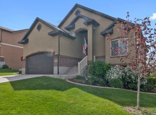 811 Foxglove Rd, Farmington, UT 84025