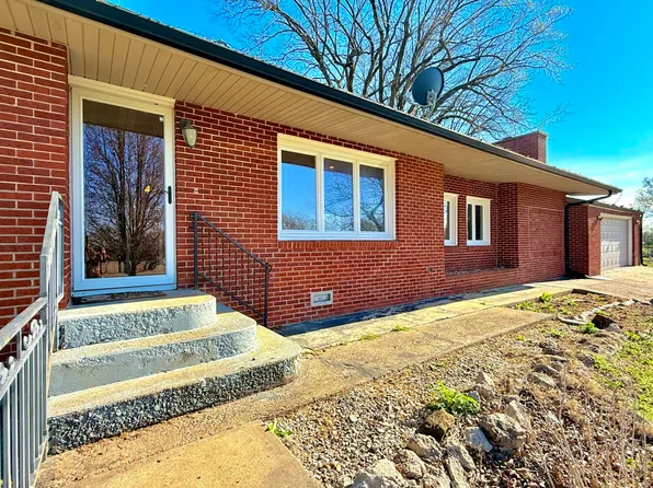 2771 W Main St, Chanute, KS 66720