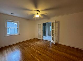 3505 Kirby Dr, Greensboro, NC 27403