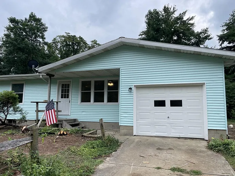 3663 Park Ln — Photo 1