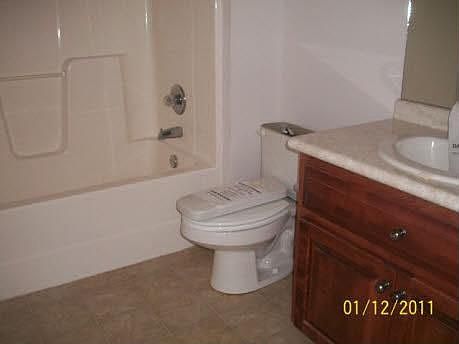 3rd image of 75 Laurel Oak Dr