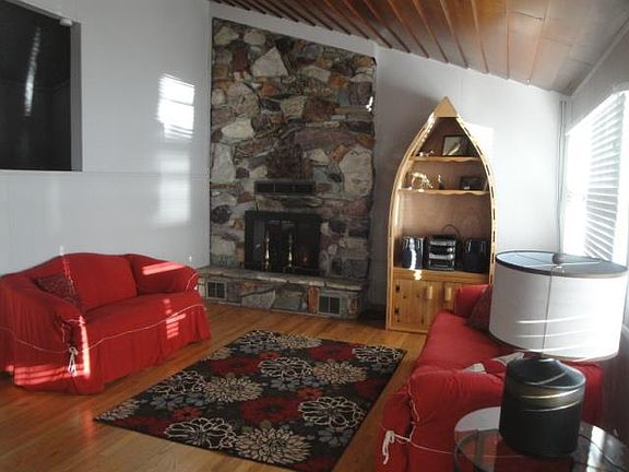 4th image of 4752 Sands Park Dr NE