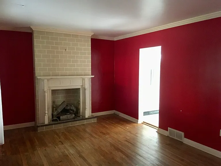 7009 Church St — Photo 7