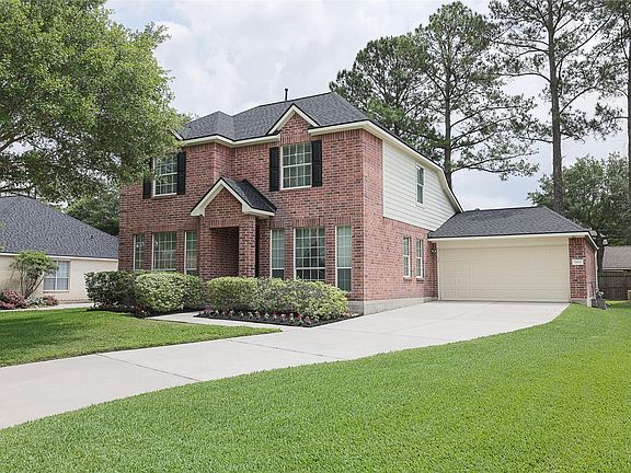 3rd image of 24026 Doverwick Dr