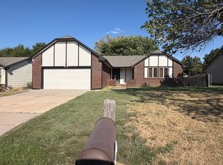 2210 S Dalton St, Wichita, KS 67207