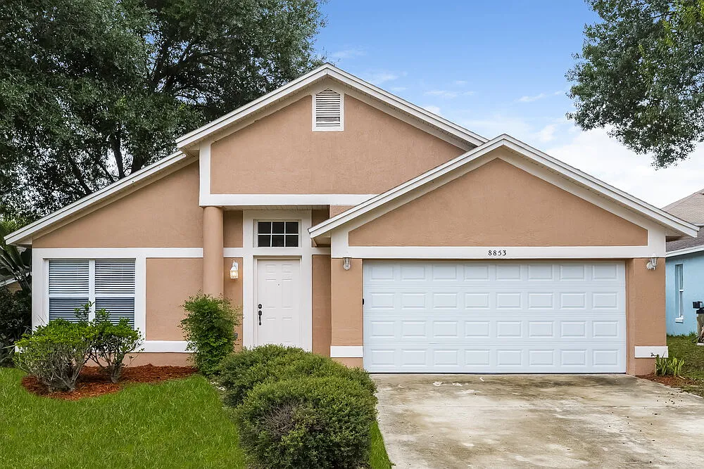 3 bed, 2.0 bath, 1682 sqft, $2,670 — Photo 1