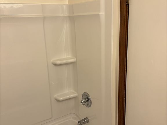 4th image of 3820 Martindale Rd NE