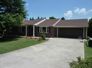 468 Patricia Dr, Salem, VA 24153