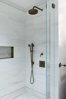 Rented by Compass | media 24