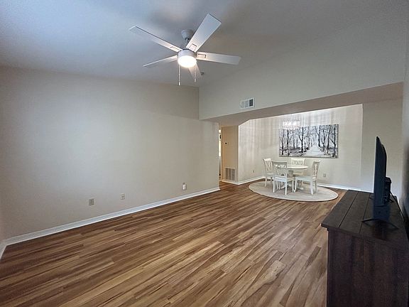 3rd image of 2360 SW Archer Rd APT 1012