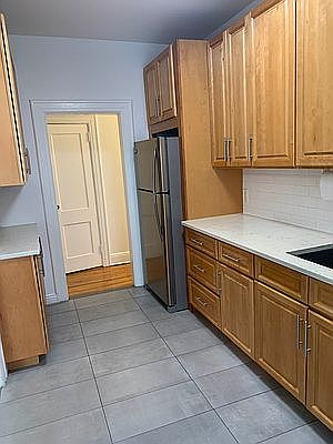 4th image of 28-45 33rd St #1R