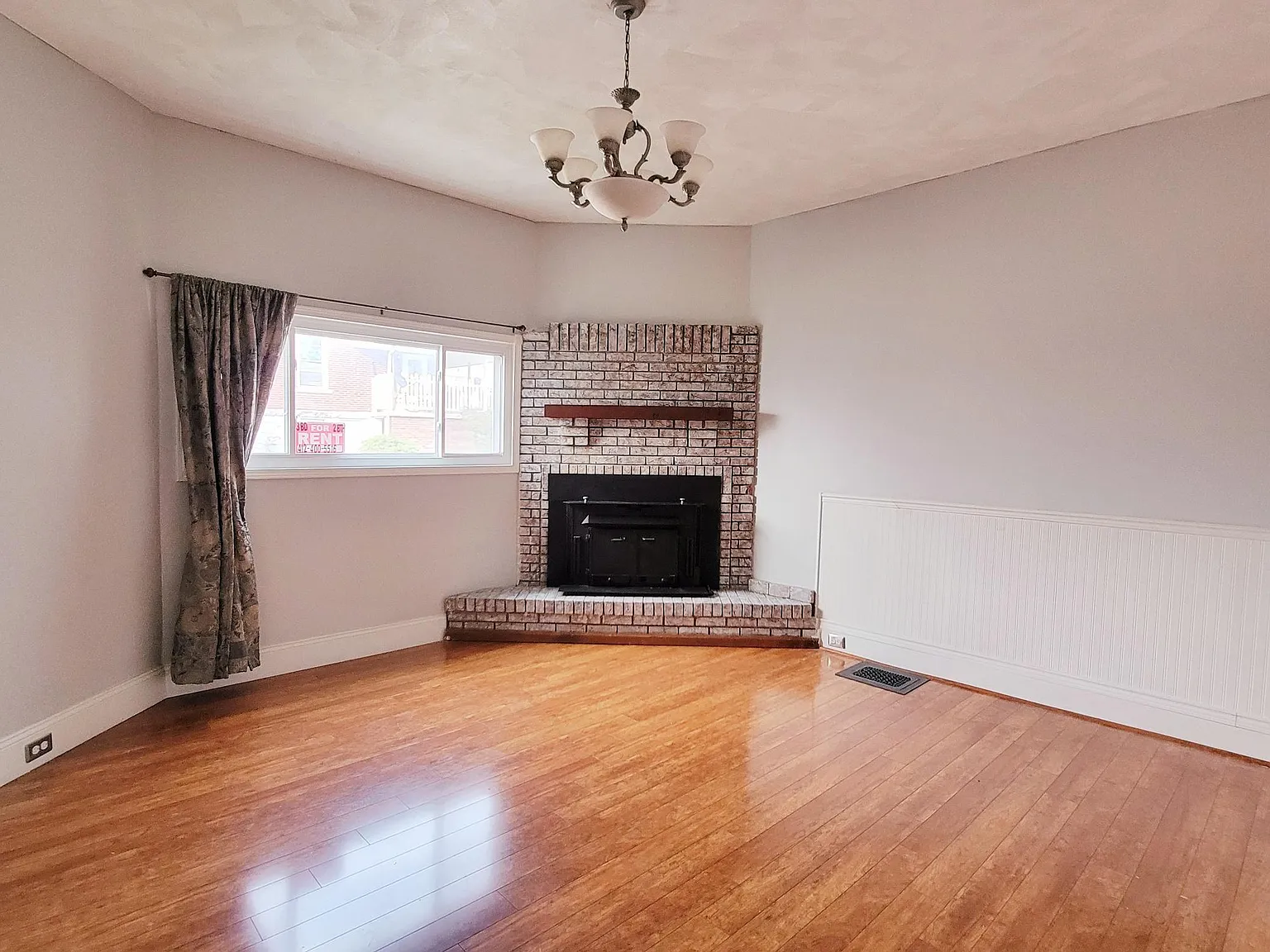 3 bed, 1808 sqft, $1,825 — Photo 4
