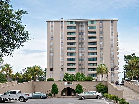 5th image of 2970 Saint Johns Ave #7C