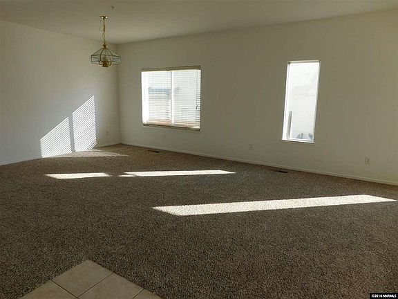 3rd image of 3238 Fairway Dr