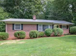 212 Fox St, Morganton, NC 28655