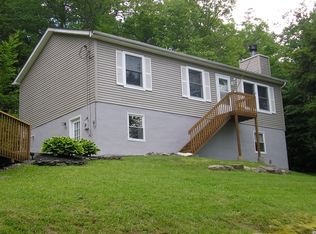 54 Riverside Rd, Hewitt, NJ 07421