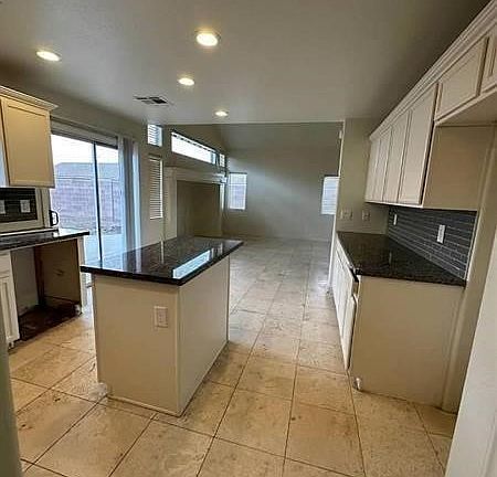4th image of 6320 Legend Falls St