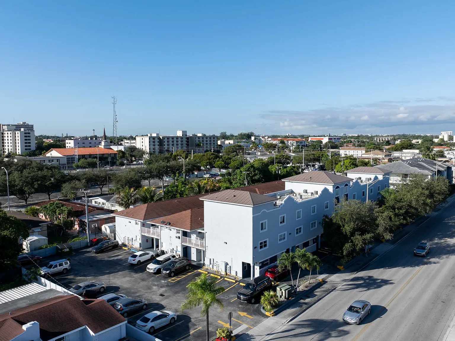 Kina Hialeah Apartments — Photo 4