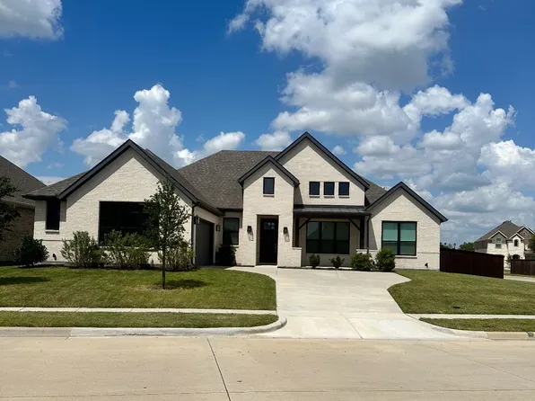 841 Lemmon Ln, Forney, TX 75126