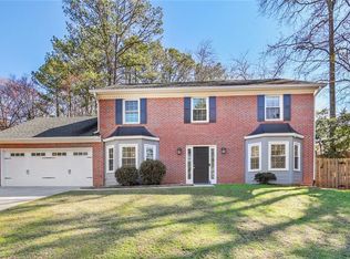 9136 Branch Valley Way, Roswell, GA 30076