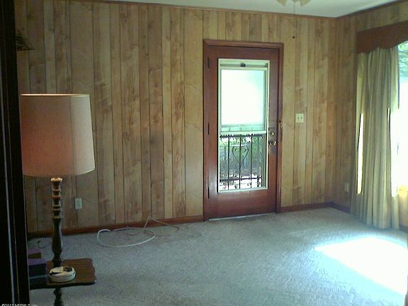 4th image of 10526 Depaul Dr