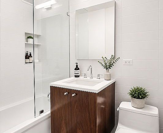 4th image of 100 W 93rd St APT 2J