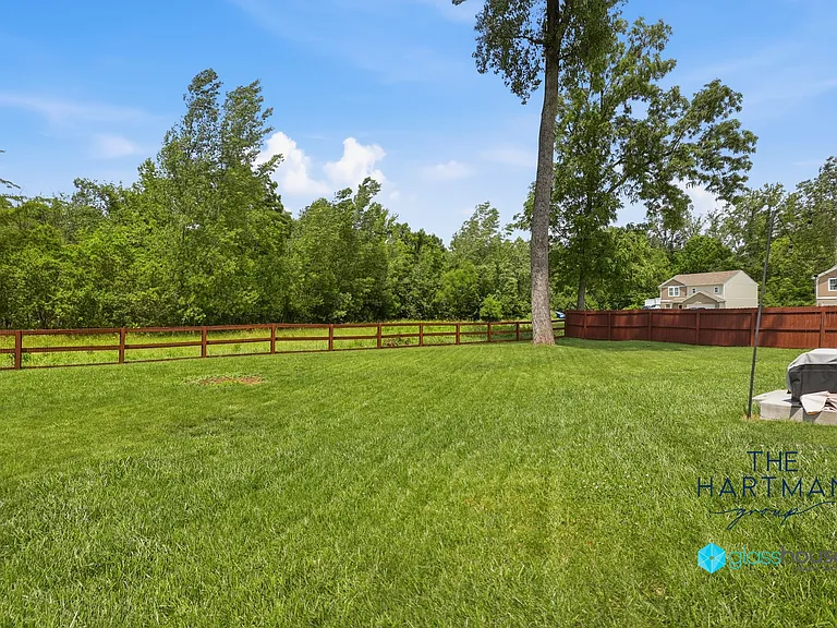 1018 Louise Dr — Photo 42