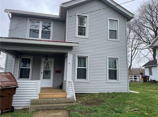 28 N Main St, Greenville, PA 16125