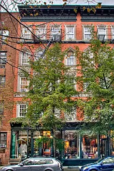 318 East 84th Street in Yorkville