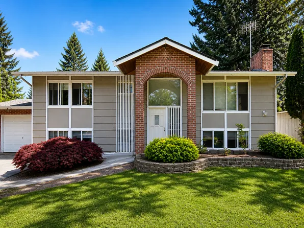 2124 146th Pl SE Unit A, Bellevue, WA 98007
