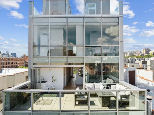 313 West 121st Street PENTHOUSE image 2 of 14