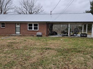 181 Camp Ridge Rd, La Follette, TN 37766