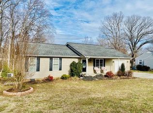 535 Ripley Dr, Danville, VA 24540