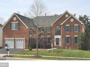 25717 Howerton Dr, Chantilly, VA 20152