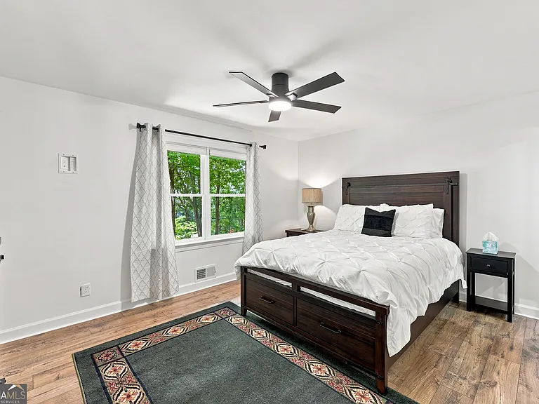 4225 Twin Rivers Dr — Photo 22
