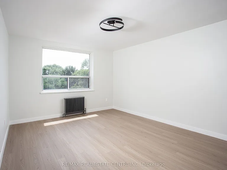 5 Hill Heights Rd #307 — Photo 17