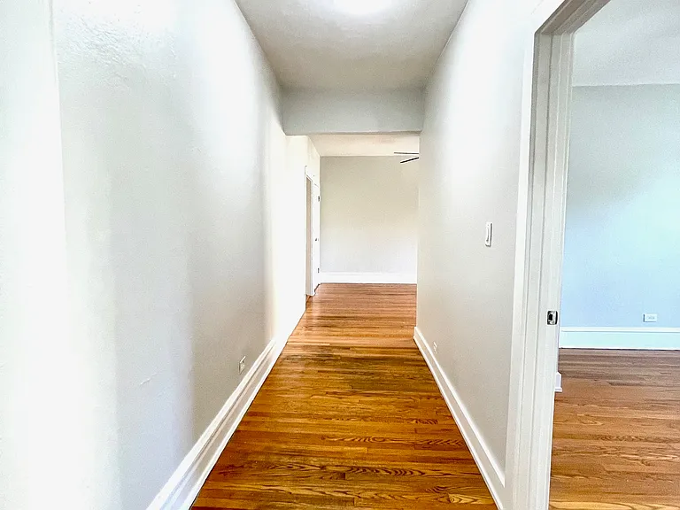 914 Main St #3 — Photo 8