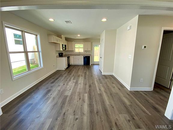 4th image of 139 Wexford Way #90
