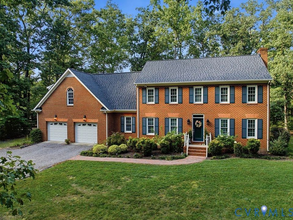 1st image of 16220 Hunters Ridge Ln