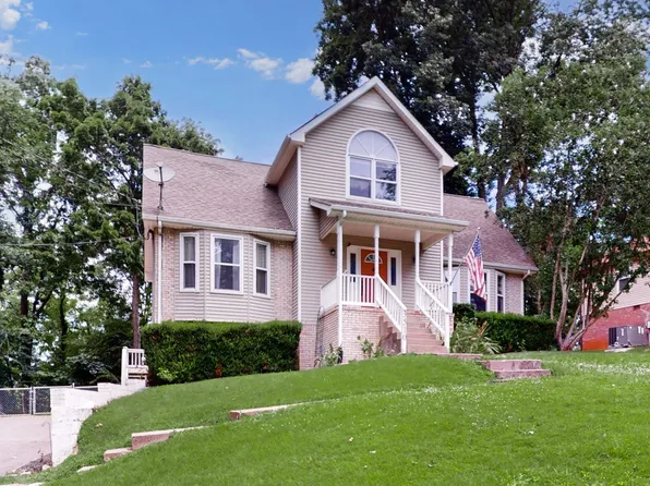 3510 Clearwater Dr, Clarksville, TN 37042