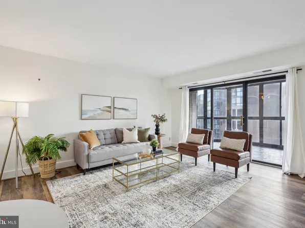 1600 N Oak St APT 1601, Arlington, VA 22209