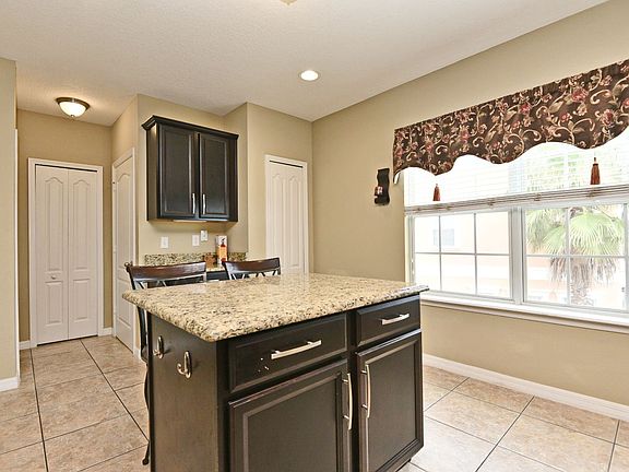 5th image of 314 McLeods Way