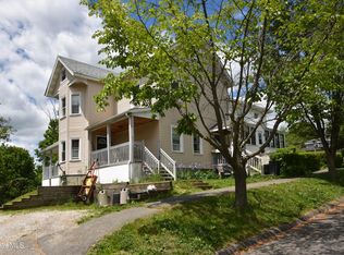 3 Robbins Ave, Pittsfield, MA 01201